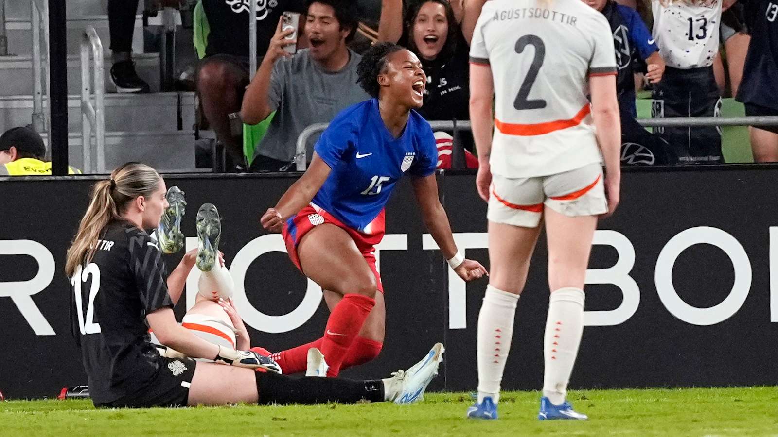 推向了球隊 推向了球隊